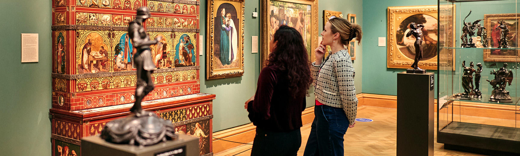visitors pre raphs 1728px