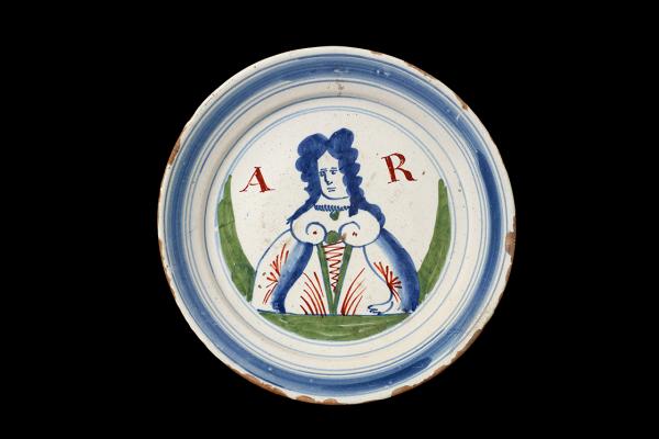 Delware Plate of Queen Anne 